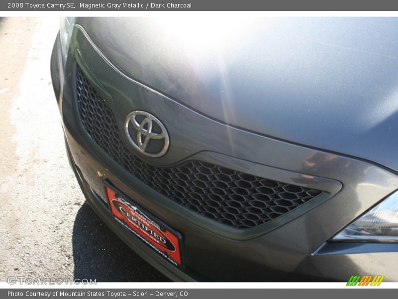 Magnetic Gray Metallic / Dark Charcoal 2008 Toyota Camry SE