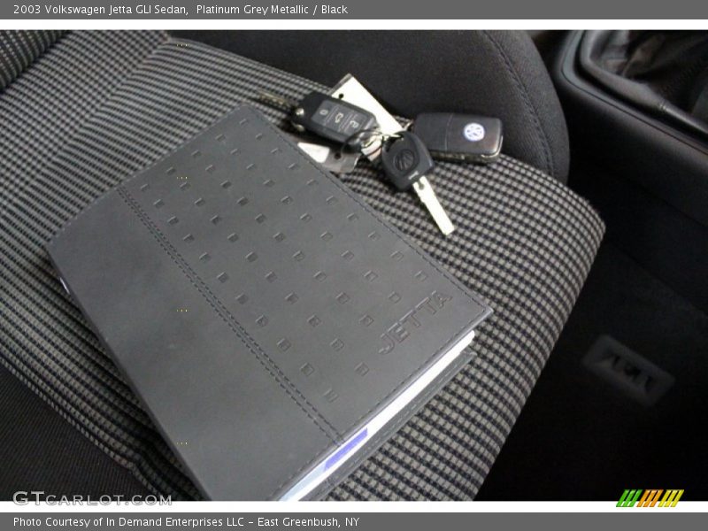 Platinum Grey Metallic / Black 2003 Volkswagen Jetta GLI Sedan