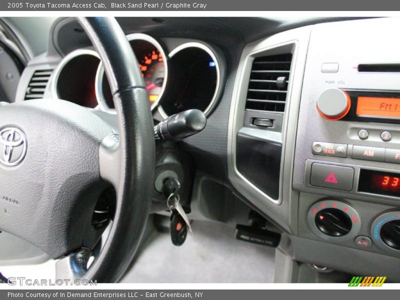 Black Sand Pearl / Graphite Gray 2005 Toyota Tacoma Access Cab