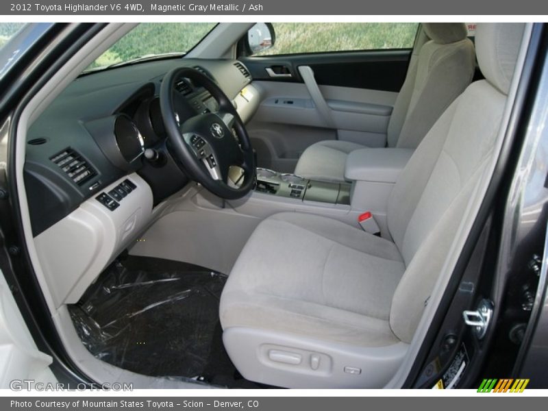 Magnetic Gray Metallic / Ash 2012 Toyota Highlander V6 4WD