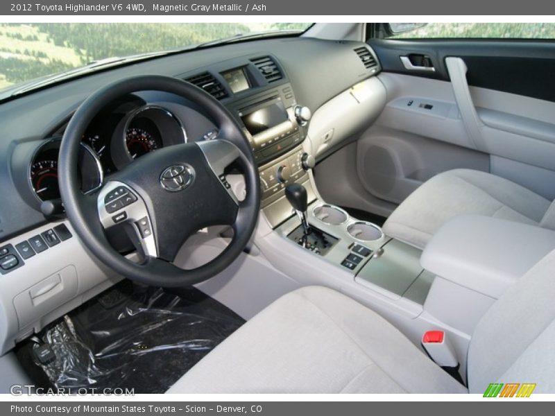Magnetic Gray Metallic / Ash 2012 Toyota Highlander V6 4WD