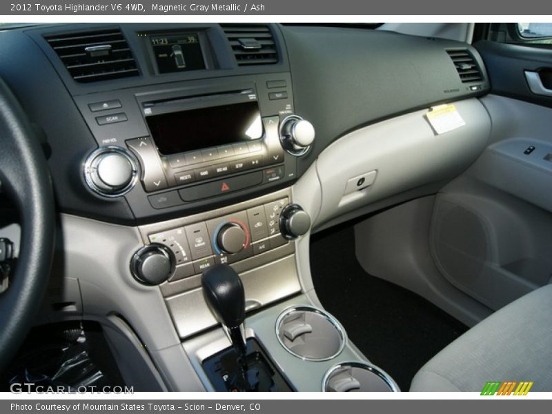 Magnetic Gray Metallic / Ash 2012 Toyota Highlander V6 4WD