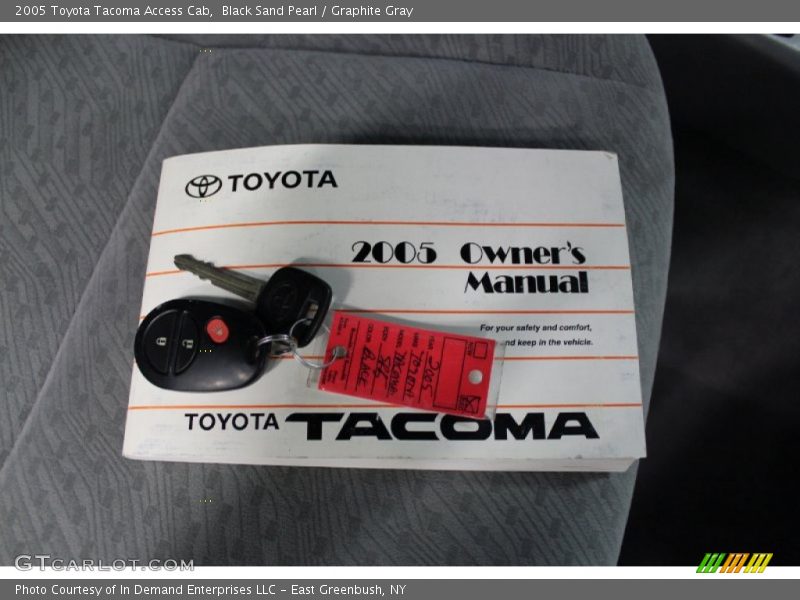 Black Sand Pearl / Graphite Gray 2005 Toyota Tacoma Access Cab
