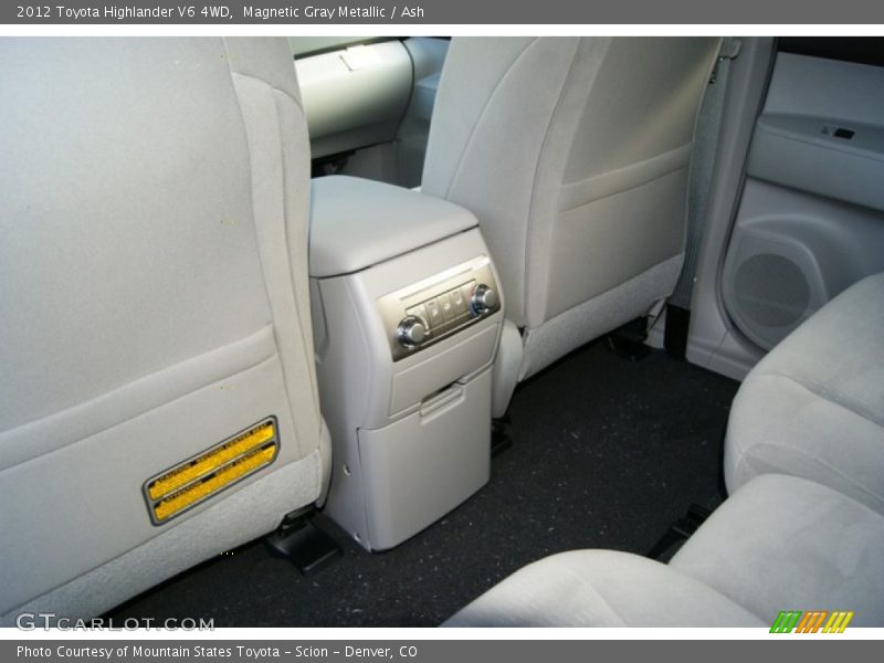Magnetic Gray Metallic / Ash 2012 Toyota Highlander V6 4WD