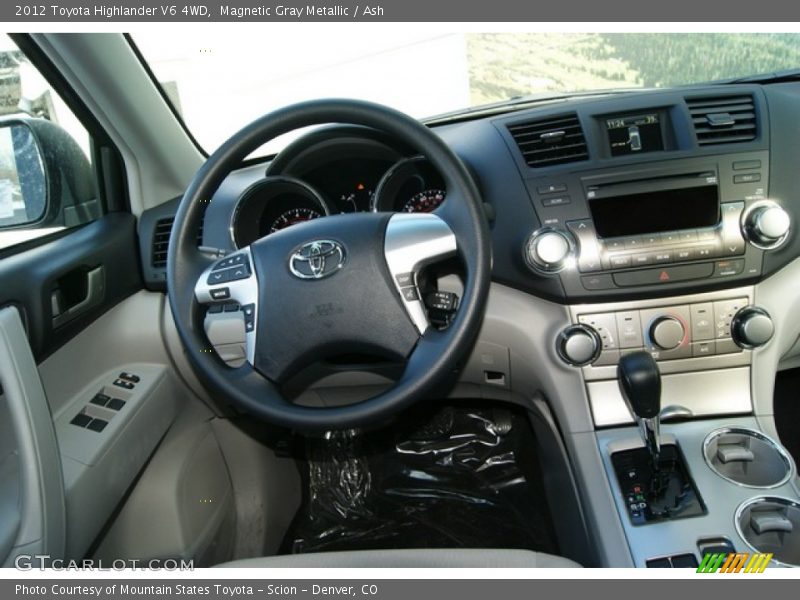Magnetic Gray Metallic / Ash 2012 Toyota Highlander V6 4WD