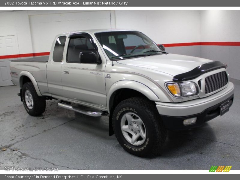 Lunar Mist Metallic / Gray 2002 Toyota Tacoma V6 TRD Xtracab 4x4