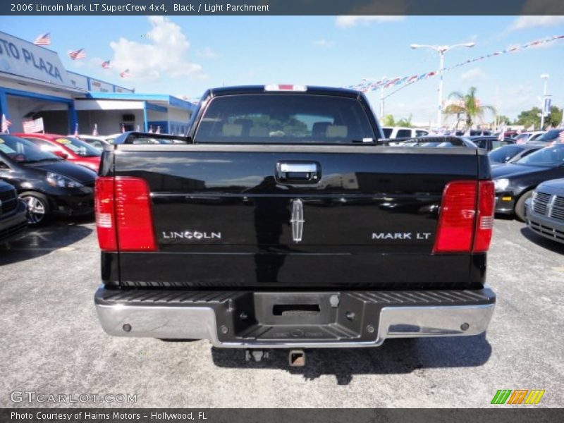 Black / Light Parchment 2006 Lincoln Mark LT SuperCrew 4x4