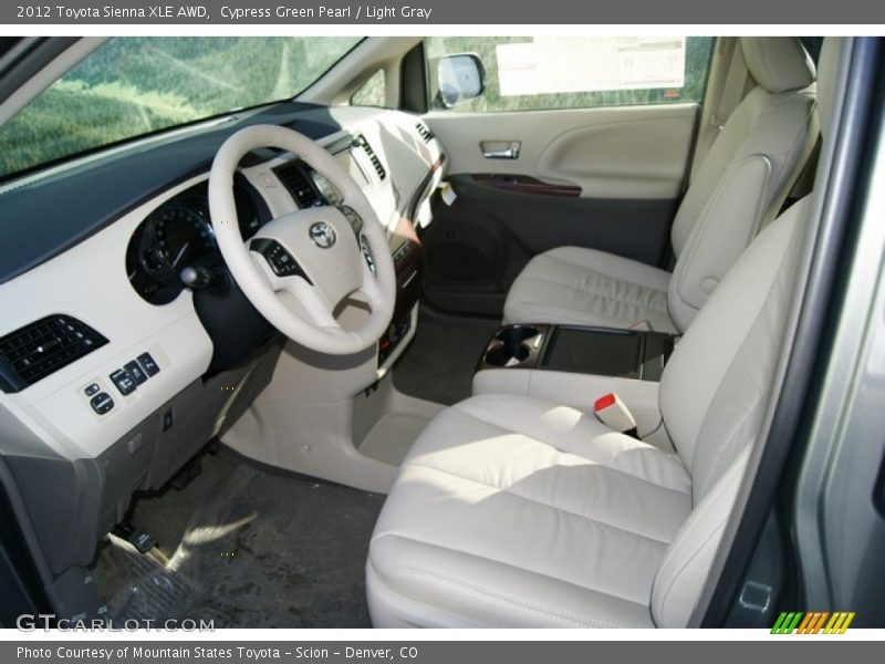 Cypress Green Pearl / Light Gray 2012 Toyota Sienna XLE AWD