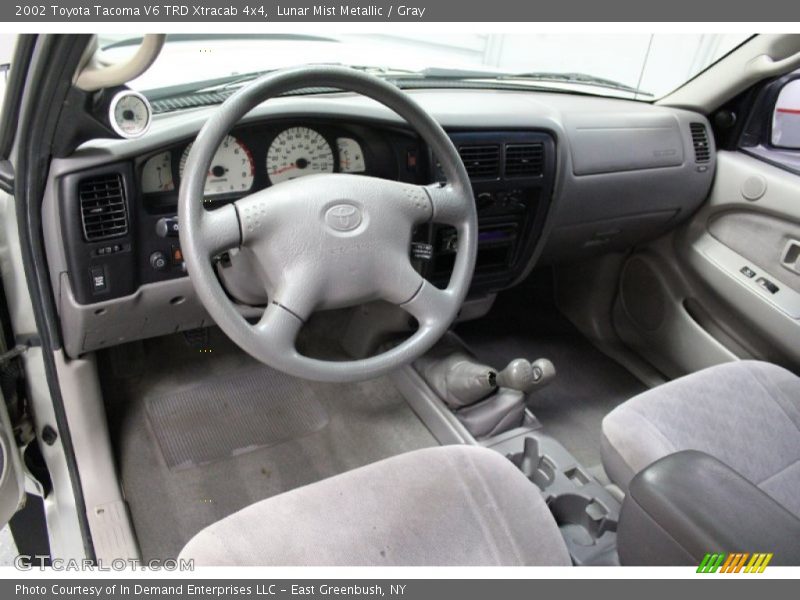 Lunar Mist Metallic / Gray 2002 Toyota Tacoma V6 TRD Xtracab 4x4