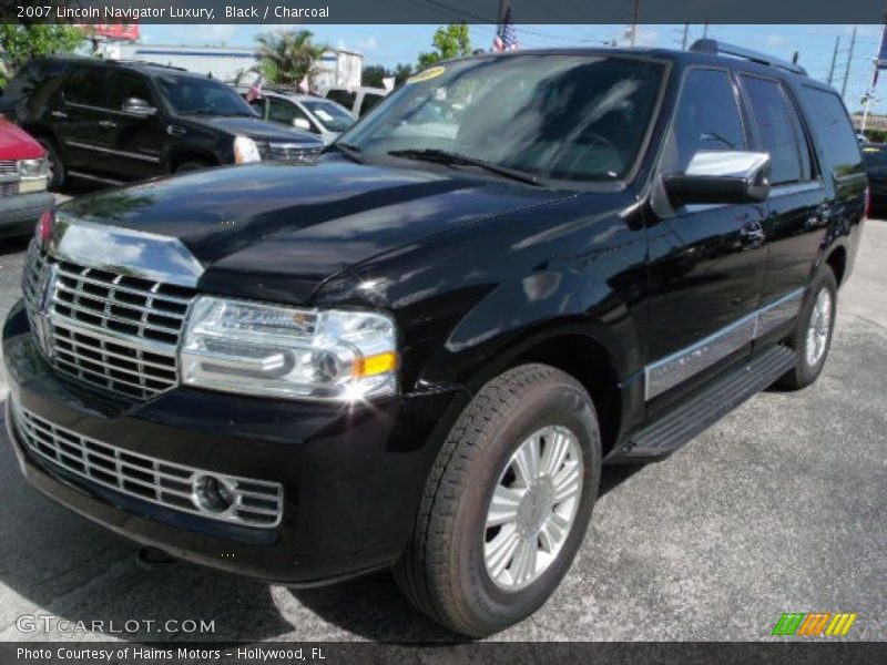 Black / Charcoal 2007 Lincoln Navigator Luxury