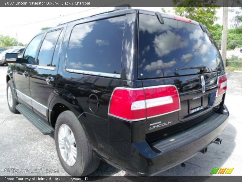 Black / Charcoal 2007 Lincoln Navigator Luxury