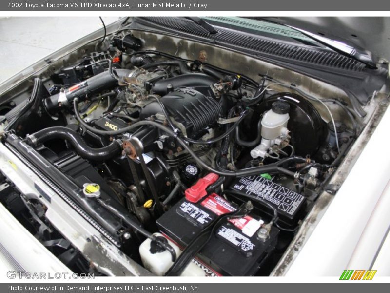 Lunar Mist Metallic / Gray 2002 Toyota Tacoma V6 TRD Xtracab 4x4