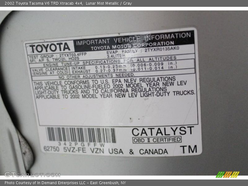 Lunar Mist Metallic / Gray 2002 Toyota Tacoma V6 TRD Xtracab 4x4