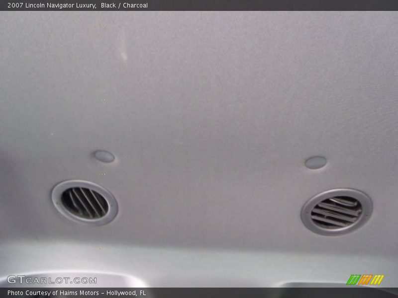 Black / Charcoal 2007 Lincoln Navigator Luxury