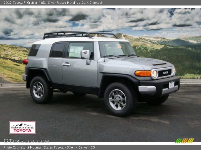 Silver Fresco Metallic / Dark Charcoal 2012 Toyota FJ Cruiser 4WD