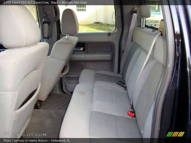Black / Medium Flint Grey 2005 Ford F150 XLT SuperCrew