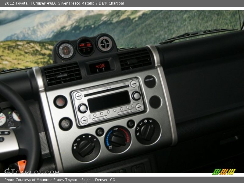 Silver Fresco Metallic / Dark Charcoal 2012 Toyota FJ Cruiser 4WD