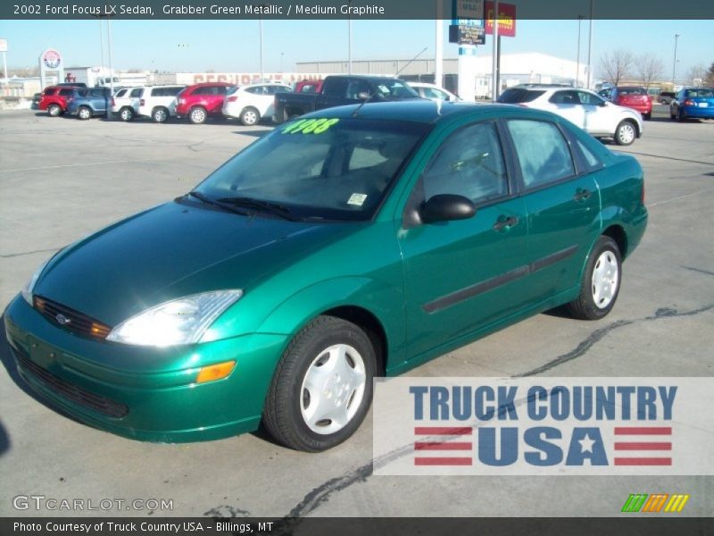 Grabber Green Metallic / Medium Graphite 2002 Ford Focus LX Sedan