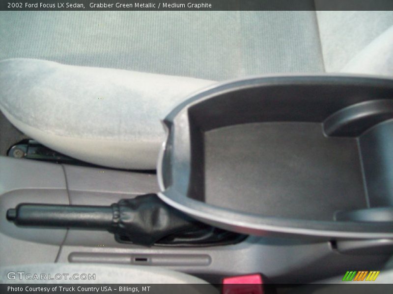 Grabber Green Metallic / Medium Graphite 2002 Ford Focus LX Sedan
