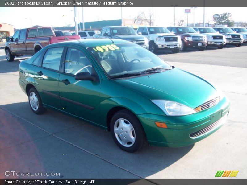 Grabber Green Metallic / Medium Graphite 2002 Ford Focus LX Sedan