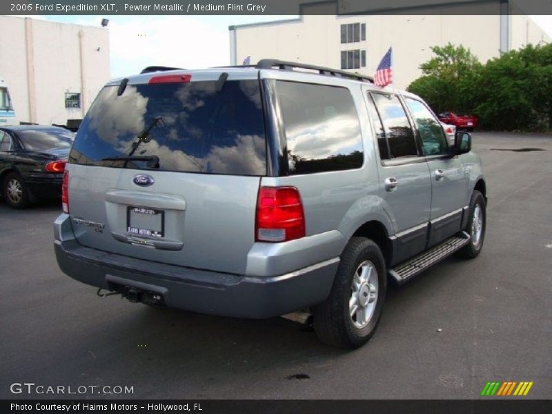 Pewter Metallic / Medium Flint Grey 2006 Ford Expedition XLT