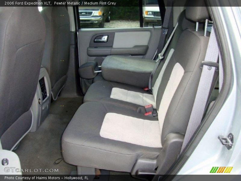 Pewter Metallic / Medium Flint Grey 2006 Ford Expedition XLT