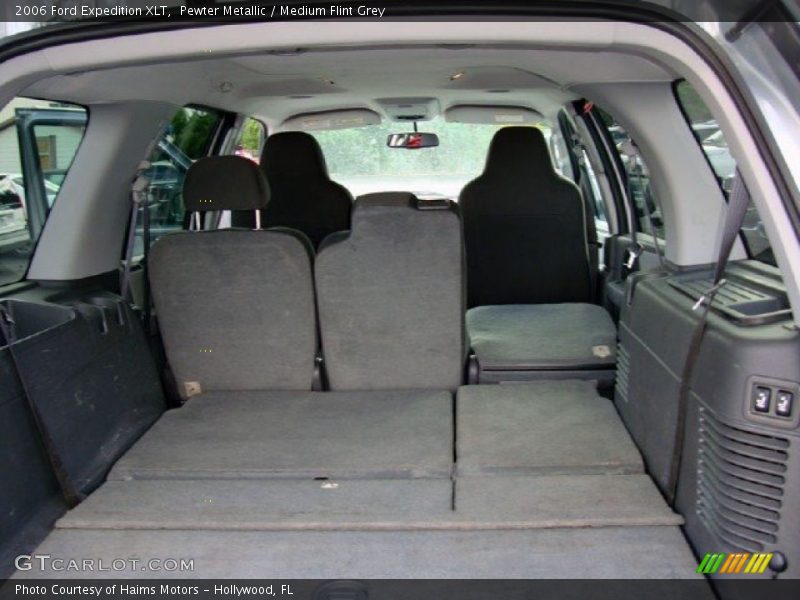 Pewter Metallic / Medium Flint Grey 2006 Ford Expedition XLT