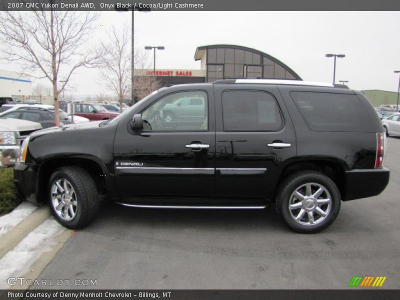 Onyx Black / Cocoa/Light Cashmere 2007 GMC Yukon Denali AWD