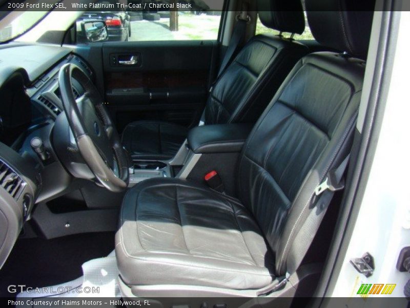 White Platinum Tri-Coat / Charcoal Black 2009 Ford Flex SEL