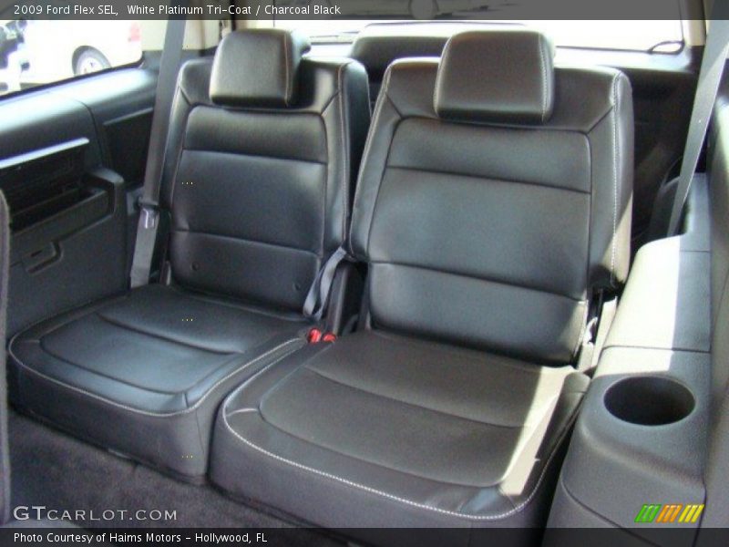White Platinum Tri-Coat / Charcoal Black 2009 Ford Flex SEL