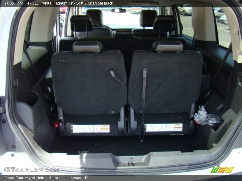 White Platinum Tri-Coat / Charcoal Black 2009 Ford Flex SEL