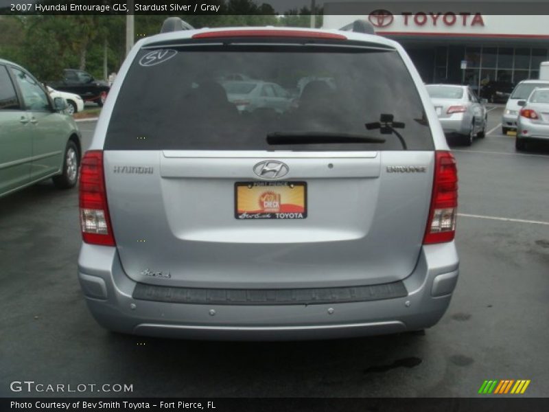 Stardust Silver / Gray 2007 Hyundai Entourage GLS