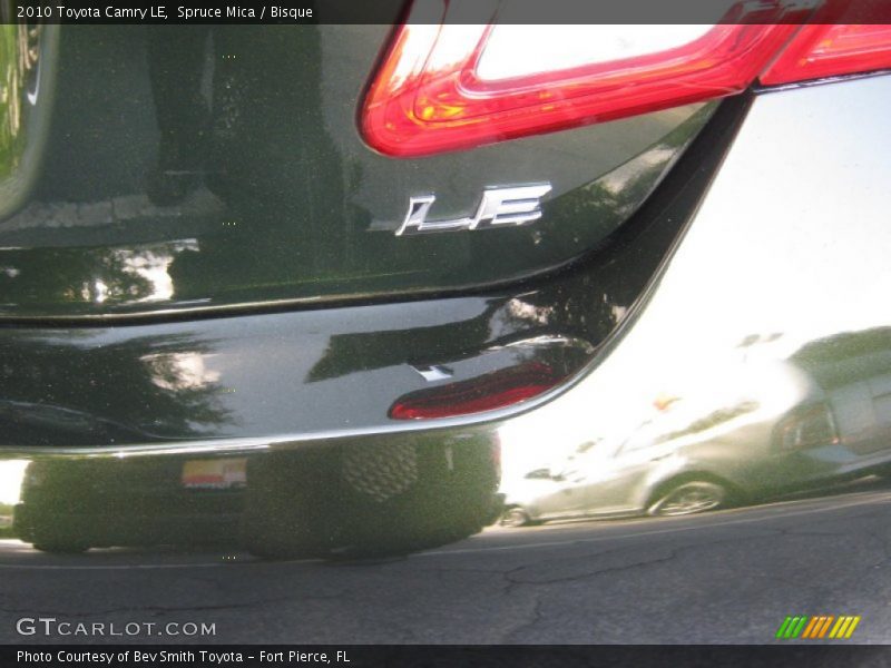 Spruce Mica / Bisque 2010 Toyota Camry LE