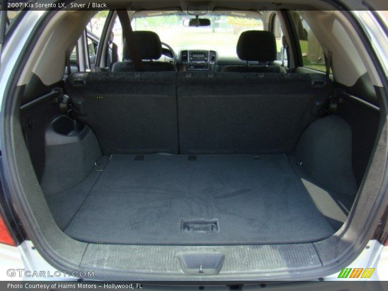 Silver / Black 2007 Kia Sorento LX