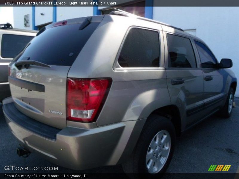 Light Khaki Metallic / Khaki 2005 Jeep Grand Cherokee Laredo