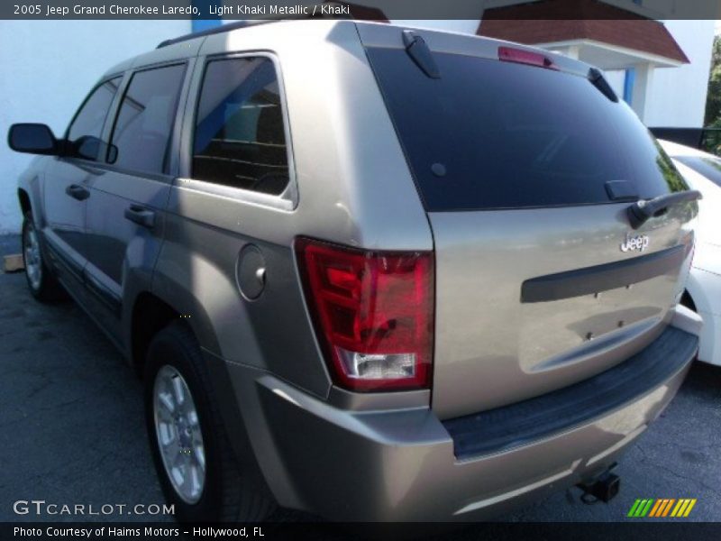 Light Khaki Metallic / Khaki 2005 Jeep Grand Cherokee Laredo