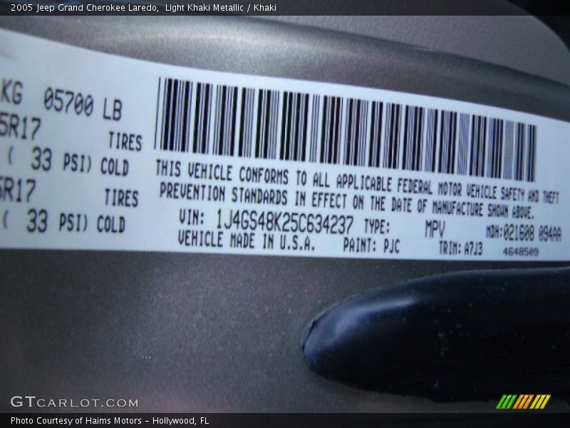 Light Khaki Metallic / Khaki 2005 Jeep Grand Cherokee Laredo