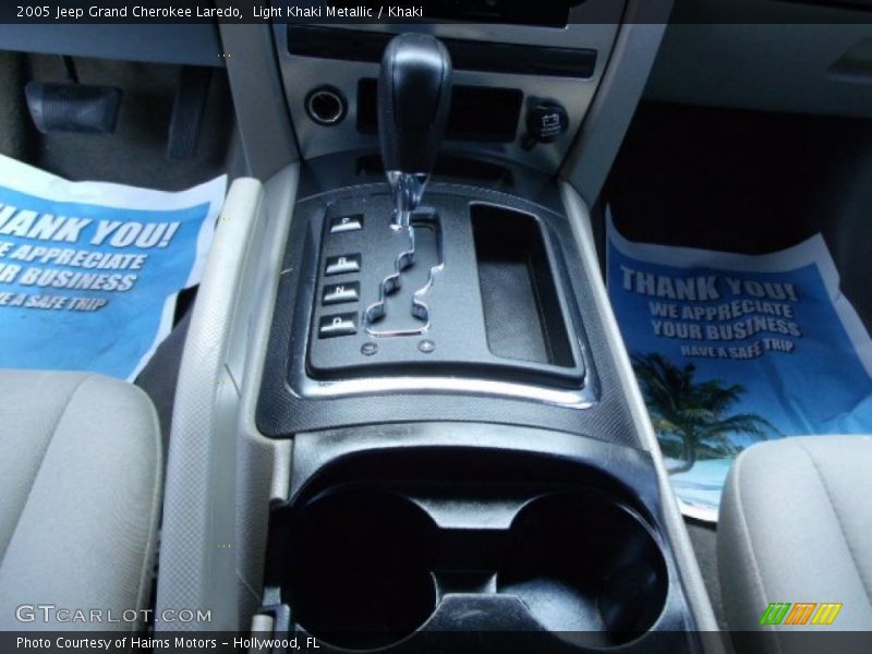 Light Khaki Metallic / Khaki 2005 Jeep Grand Cherokee Laredo
