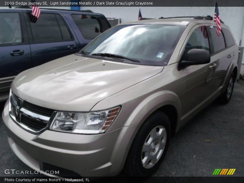 Light Sandstone Metallic / Dark Slate Gray/Light Graystone 2009 Dodge Journey SE