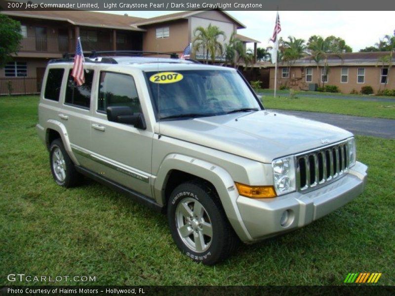 Light Graystone Pearl / Dark Slate Gray/Light Graystone 2007 Jeep Commander Limited