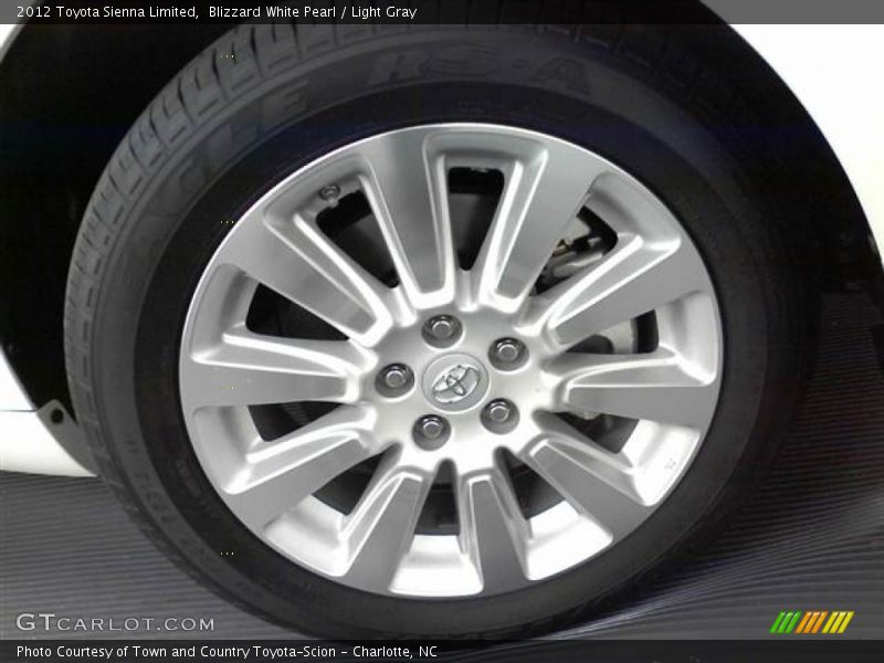 Blizzard White Pearl / Light Gray 2012 Toyota Sienna Limited