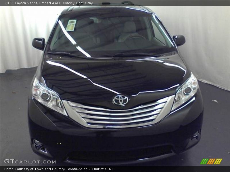 Black / Light Gray 2012 Toyota Sienna Limited AWD