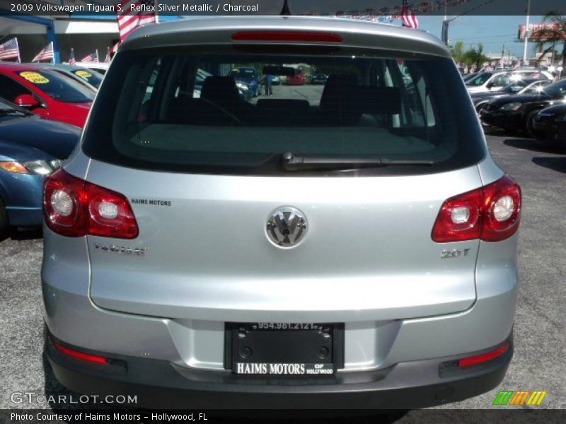 Reflex Silver Metallic / Charcoal 2009 Volkswagen Tiguan S