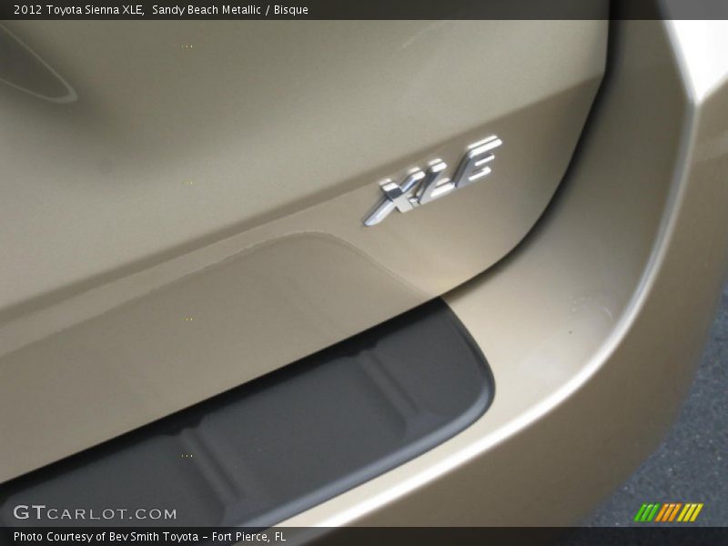 Sandy Beach Metallic / Bisque 2012 Toyota Sienna XLE