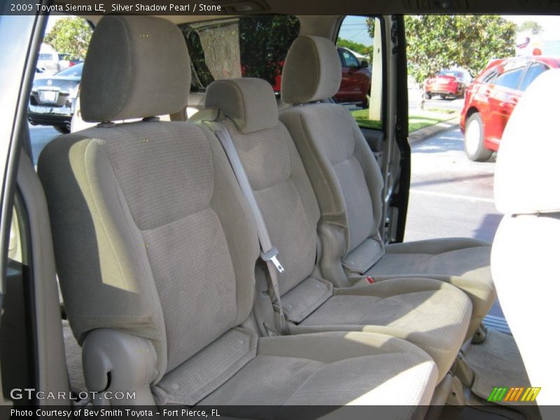Silver Shadow Pearl / Stone 2009 Toyota Sienna LE