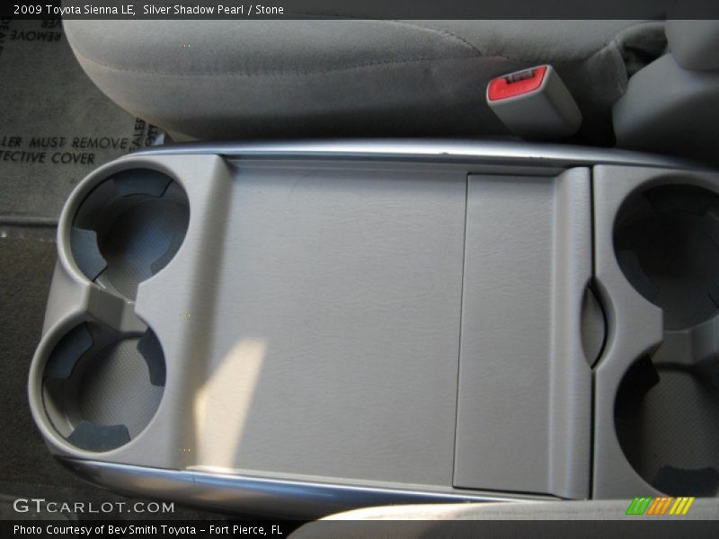 Silver Shadow Pearl / Stone 2009 Toyota Sienna LE