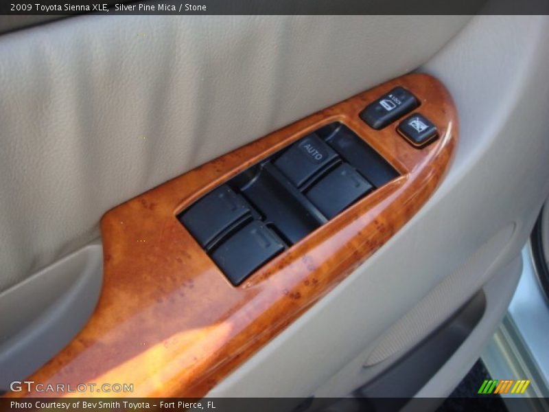 Silver Pine Mica / Stone 2009 Toyota Sienna XLE