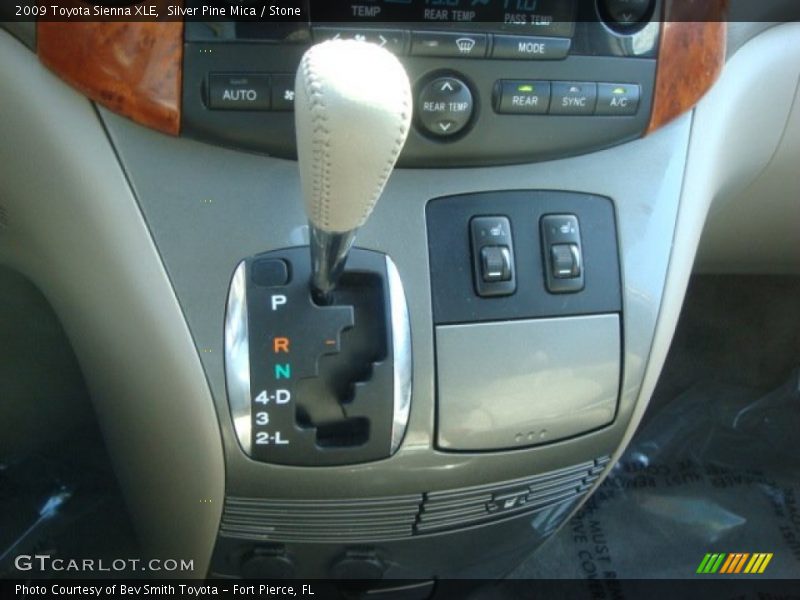 Silver Pine Mica / Stone 2009 Toyota Sienna XLE