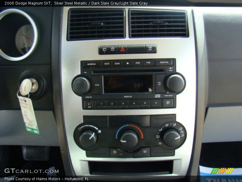 Silver Steel Metallic / Dark Slate Gray/Light Slate Gray 2006 Dodge Magnum SXT