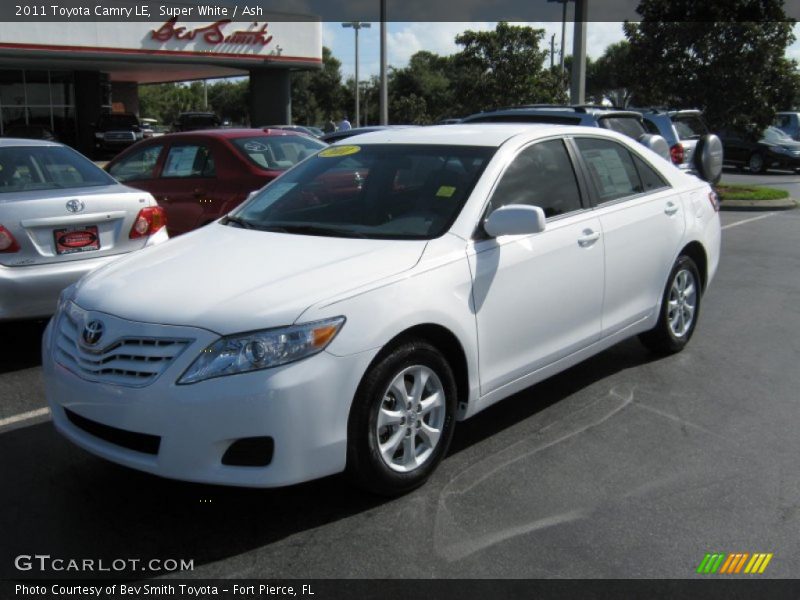 Super White / Ash 2011 Toyota Camry LE